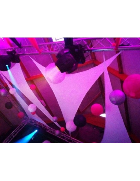 Location TRIANGLE 2x3m